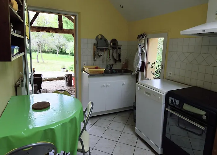 בית נופש Peaceful Countryside *